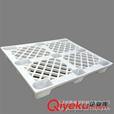 騰越塑膠 白色塑料叉車板與托盤的批量生產專家